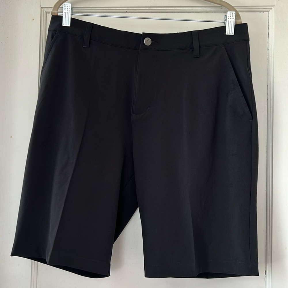 Men’s new Adidas golf shorts